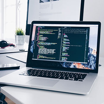 色系军团 漫画,斑斓世界中的奇幻冒险之旅